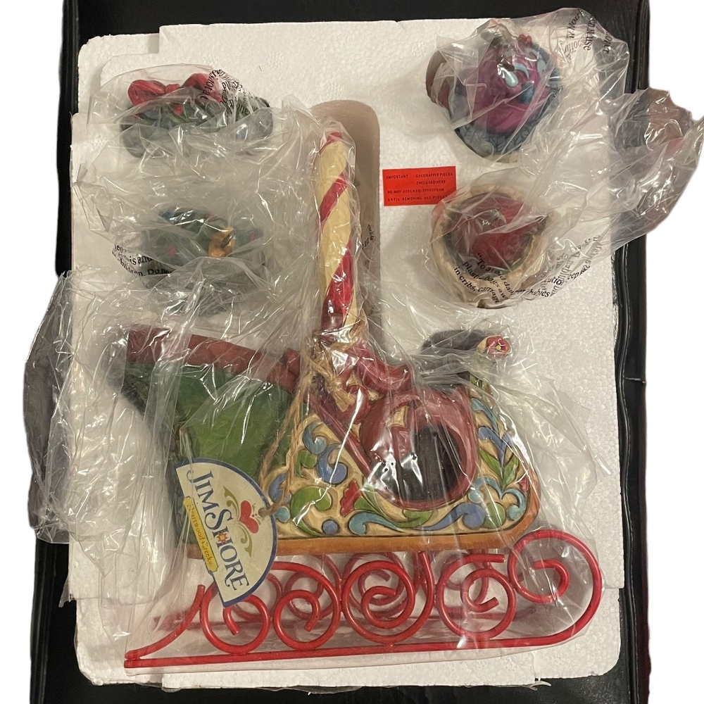 Jim Shore Heartwood Creek Jingle All The Way Christmas Sleigh w/ Ornaments NWT - Picture 2 of 9